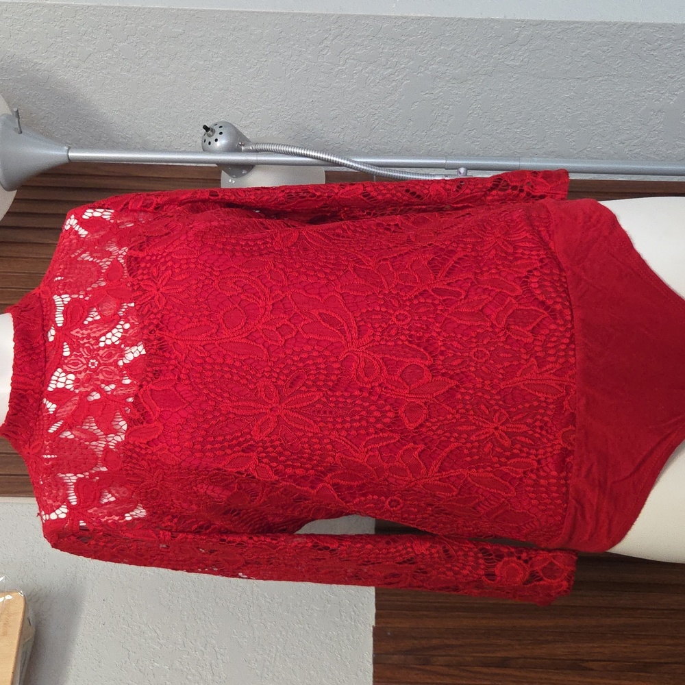 Takara Red Lace Long Sleeve Bodysuit – Size L – Women’s Top [1013]
